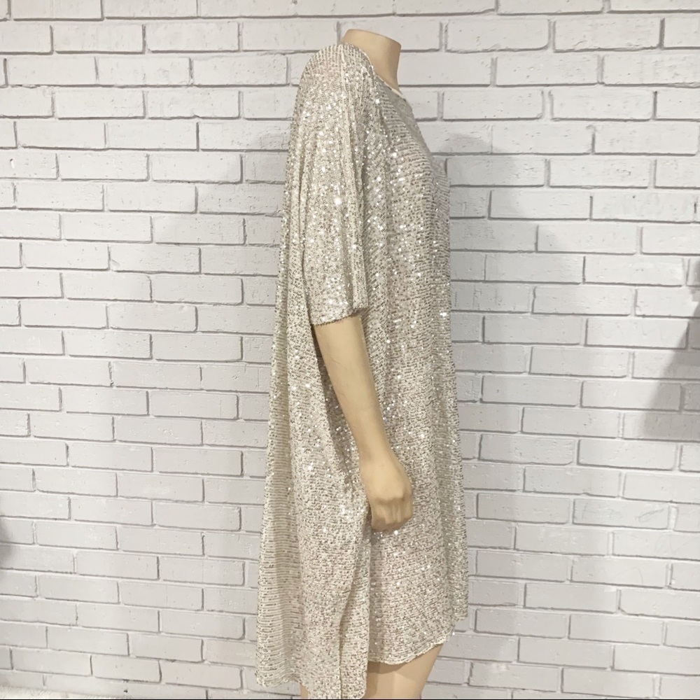 Zara Women’s Sequin Knit Ecru‎ Cape - Picture 8 of 10